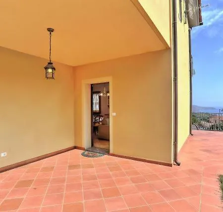 Casa Consuelo App. 1 קאפוליברי